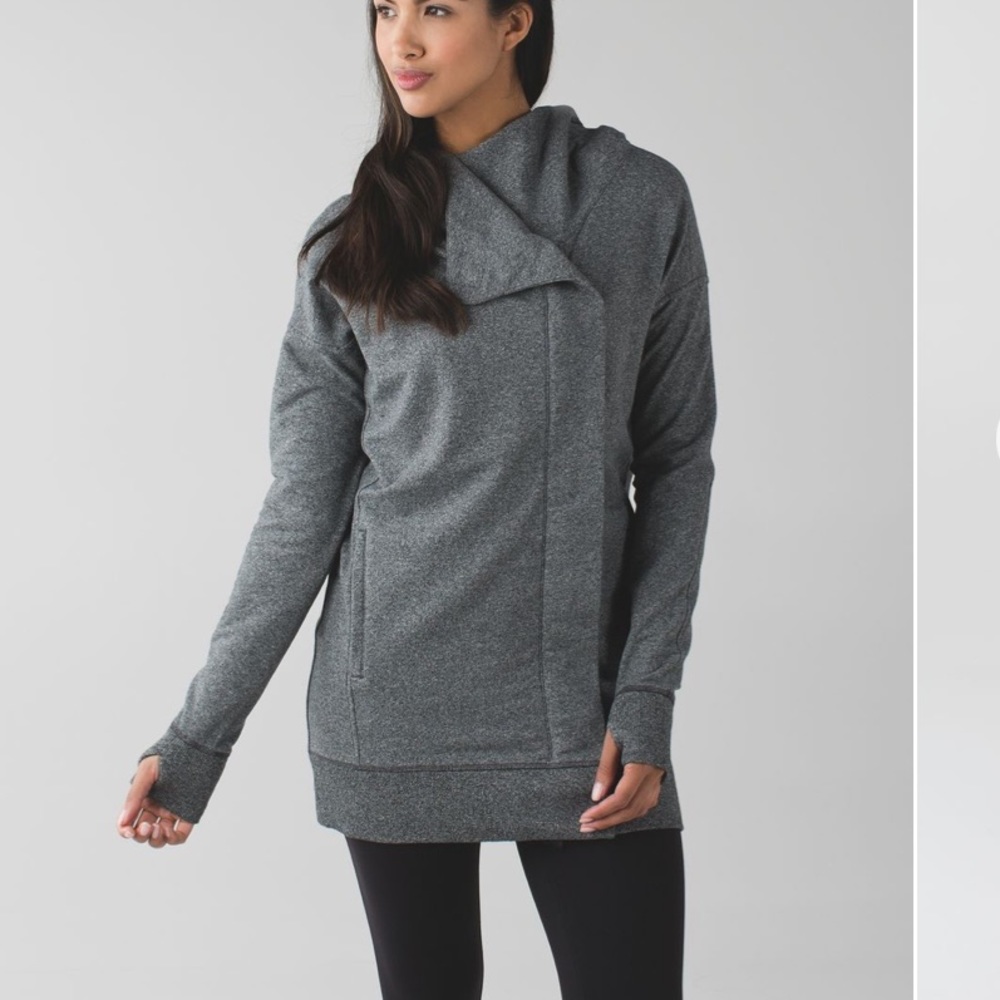 LULULEMON- Wrap Up Jacket Heathered Speckled Black On The Move Yoga Gym Training